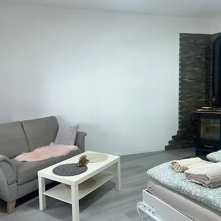 Apartment Schoene Ferien- Und Monteurwohnung *